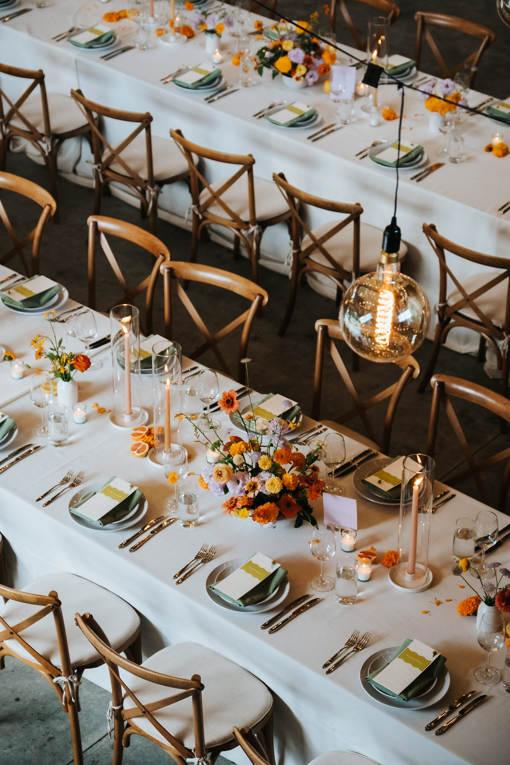 Autumn reception table set in candlelight
